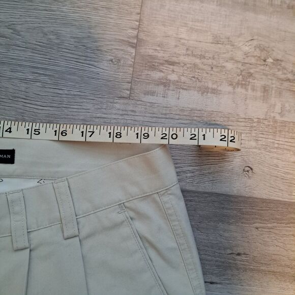 Greg Norman Shorts Men 40T Beige Chino Golf Flat Front 9” Inseam High Rise NWT - Picture 7 of 10